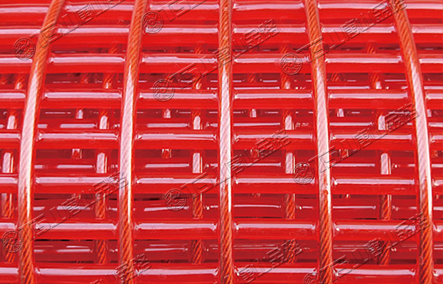 篩分設(shè)備選用聚氨酯篩網(wǎng)，高耐磨、壽命長